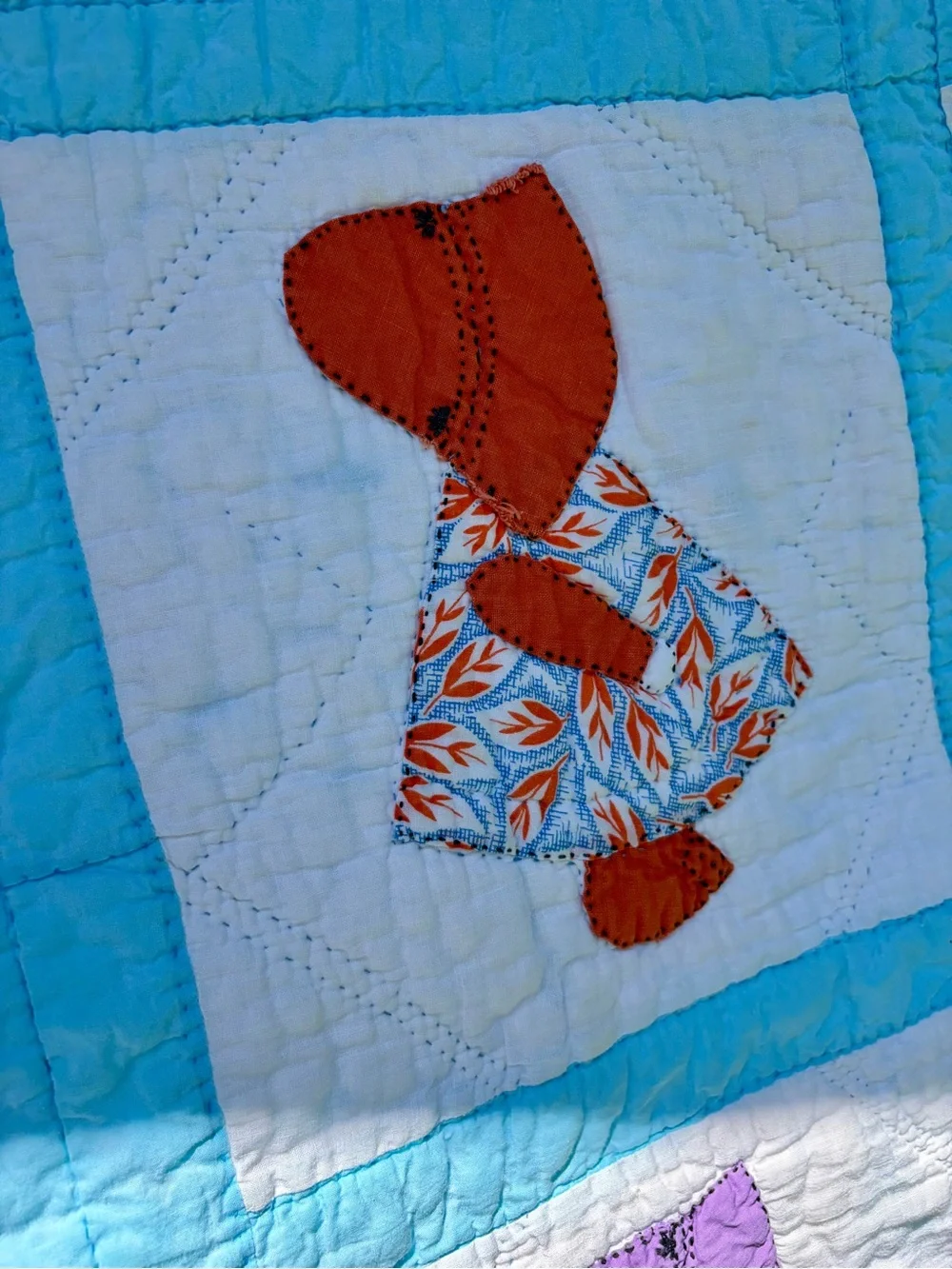 Vintage Sunbonnet Sue Quilt 62x75 - Hand Appliquéd & Quilted - Nursery Quilt